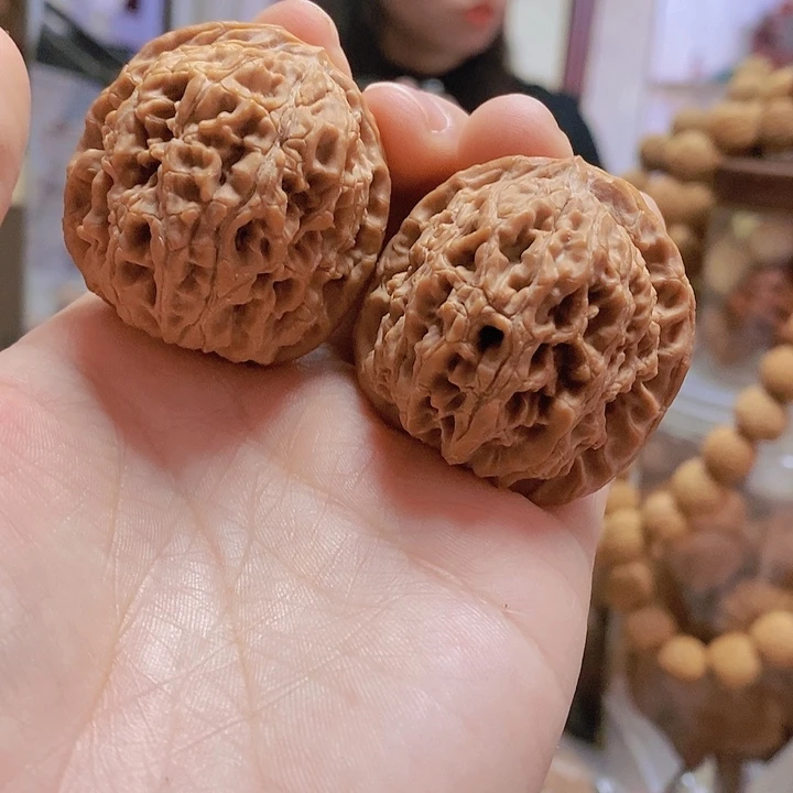 【闪购商品】文玩核桃把件39红皮水龙