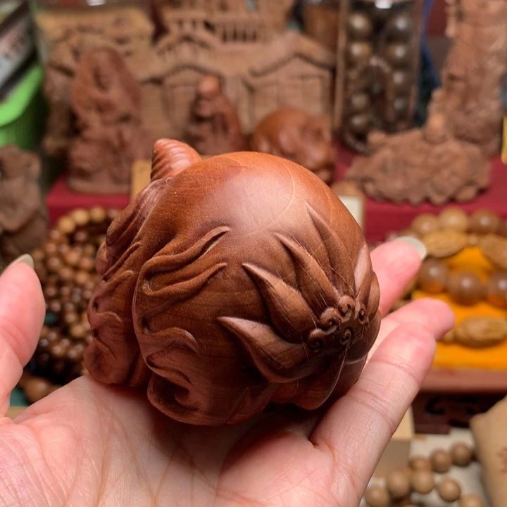 檀香木把件老山檀谛听瑕疵