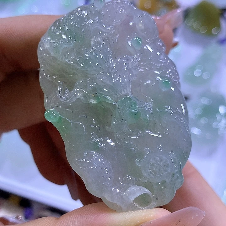 翡翠未镶嵌颈饰天然翡翠A货吊坠