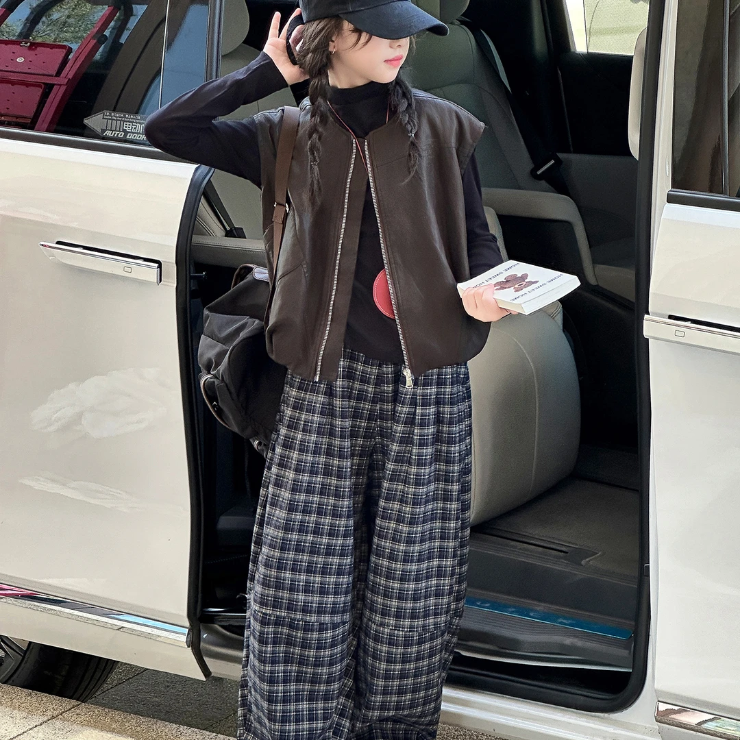 女童2025新款韩版中大童皮马甲格子阔腿裤韩范夹克春秋款套装潮酷