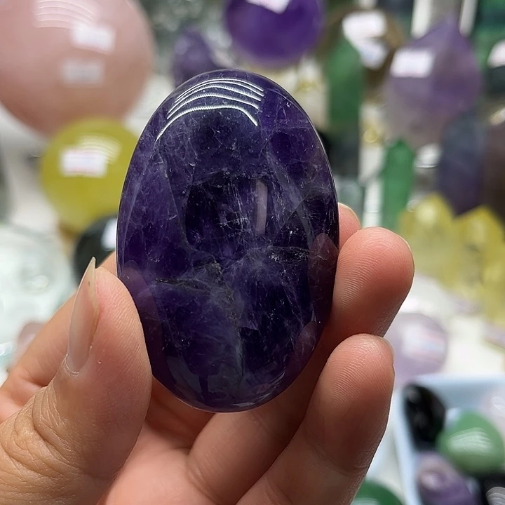 水晶珠宝半成品未镶嵌64克紫水晶把玩