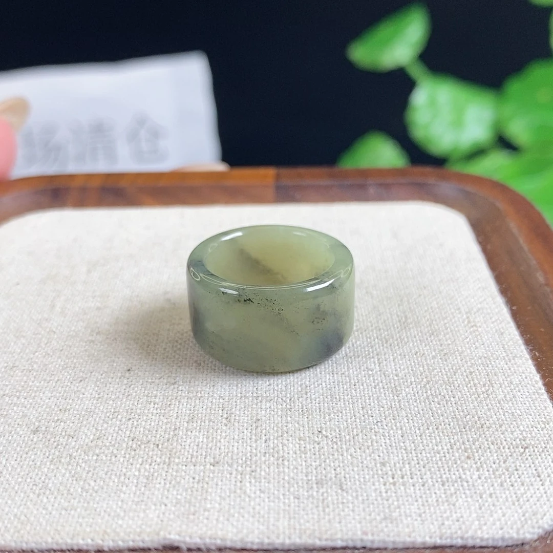 和田玉戒指未镶嵌T37青花圆切17.1不退换