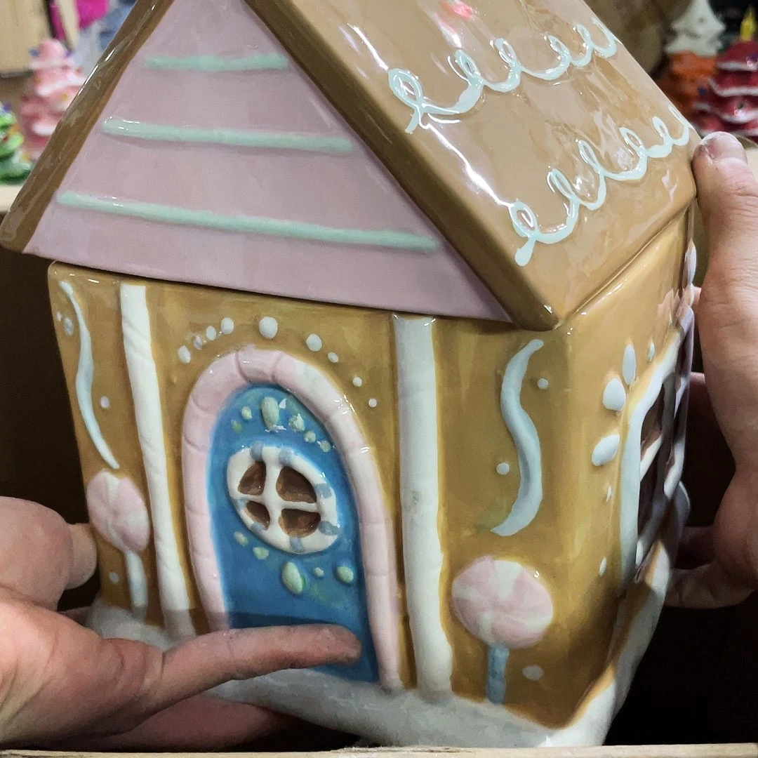 摆件     微瑕。