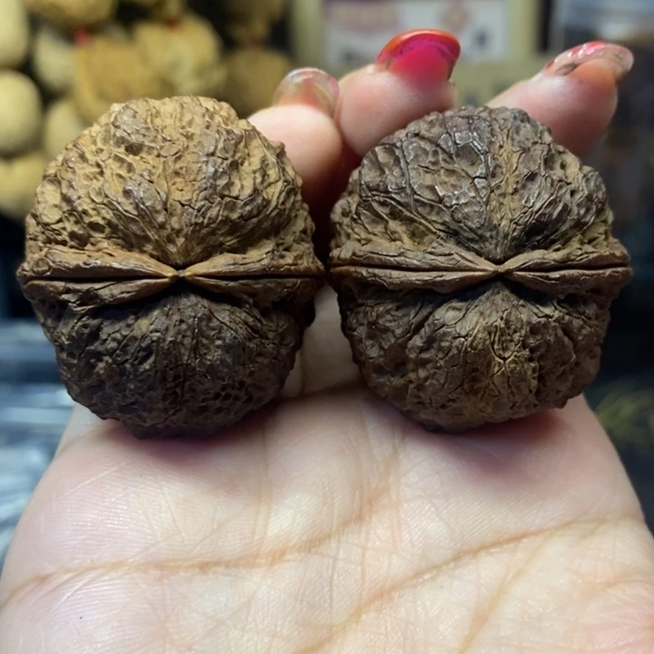 文玩核桃吊坠53七彩麒麟狮子头