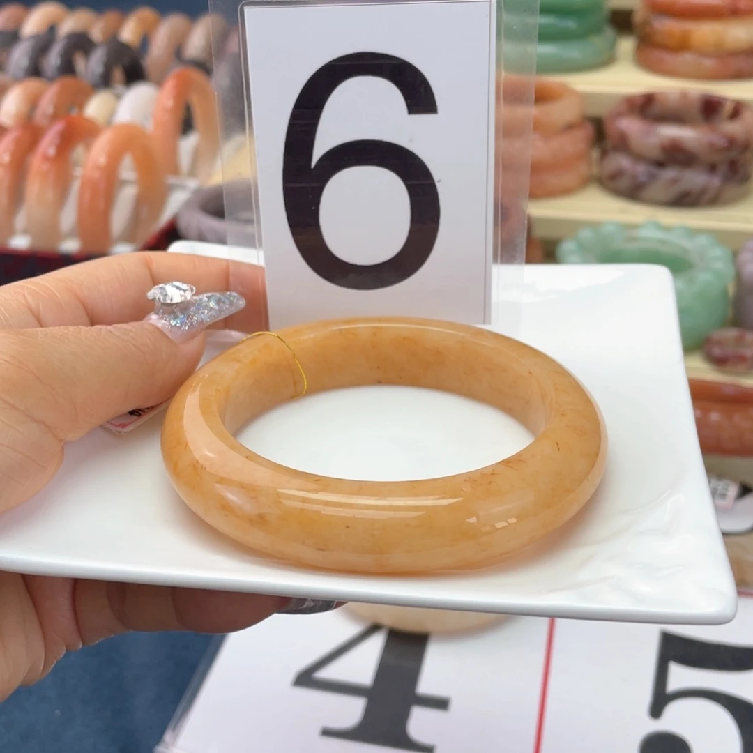 石英质玉未镶嵌手镯62