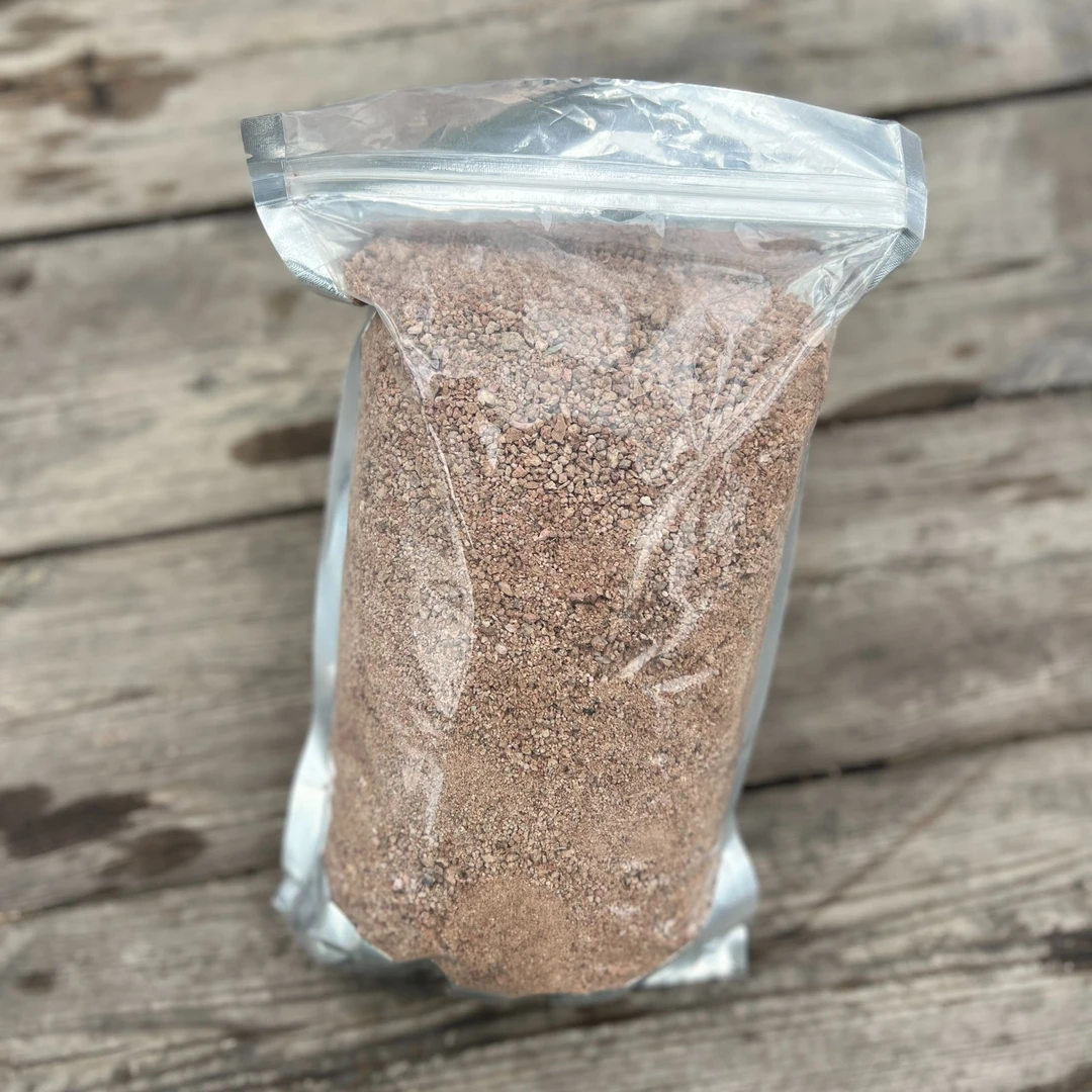 天然酸性风化土颗粒