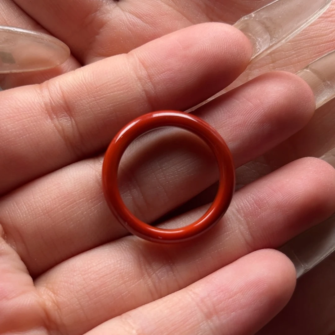 南红玛瑙戒圈未镶嵌琵****）