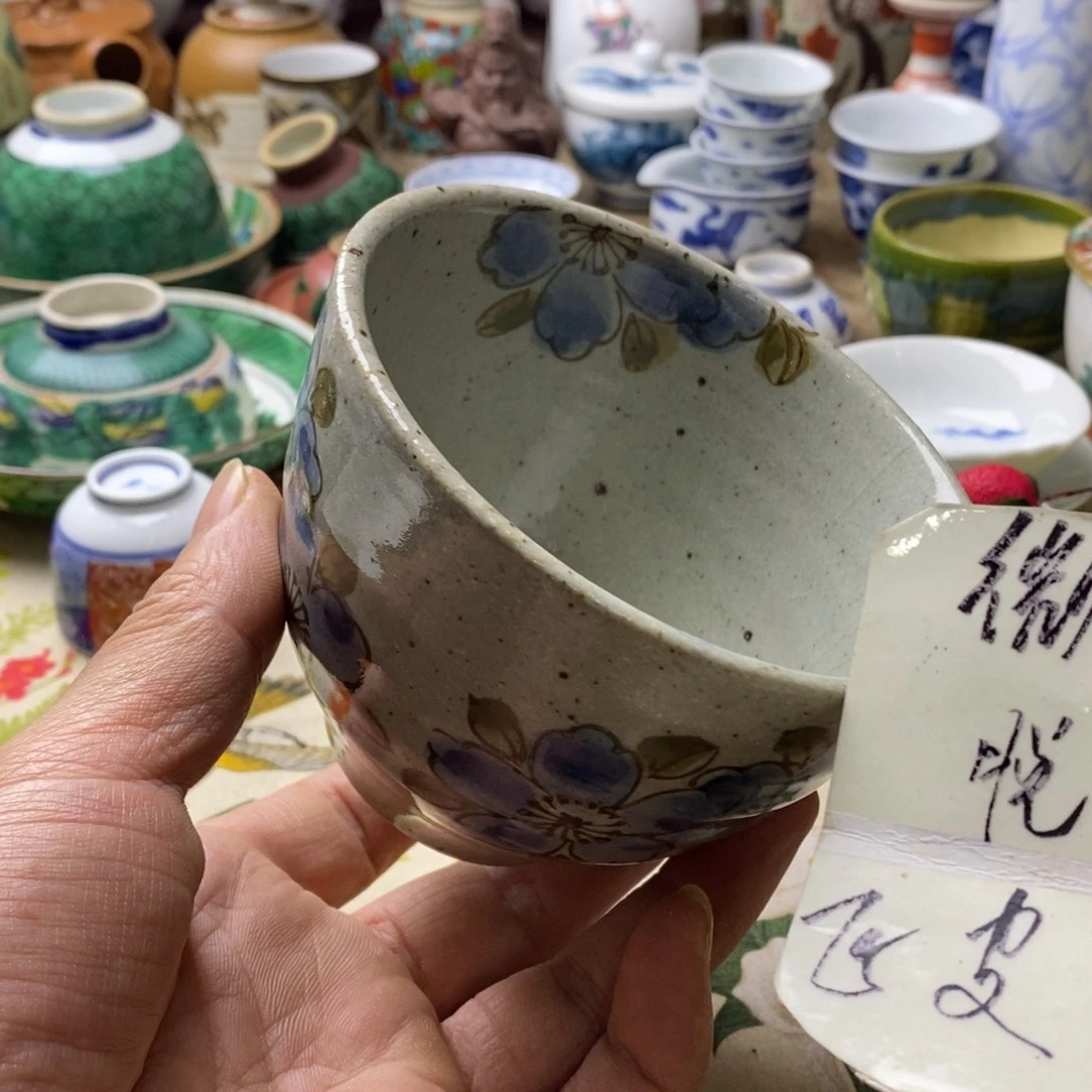 瓷片一直想买新裙子来着现在我