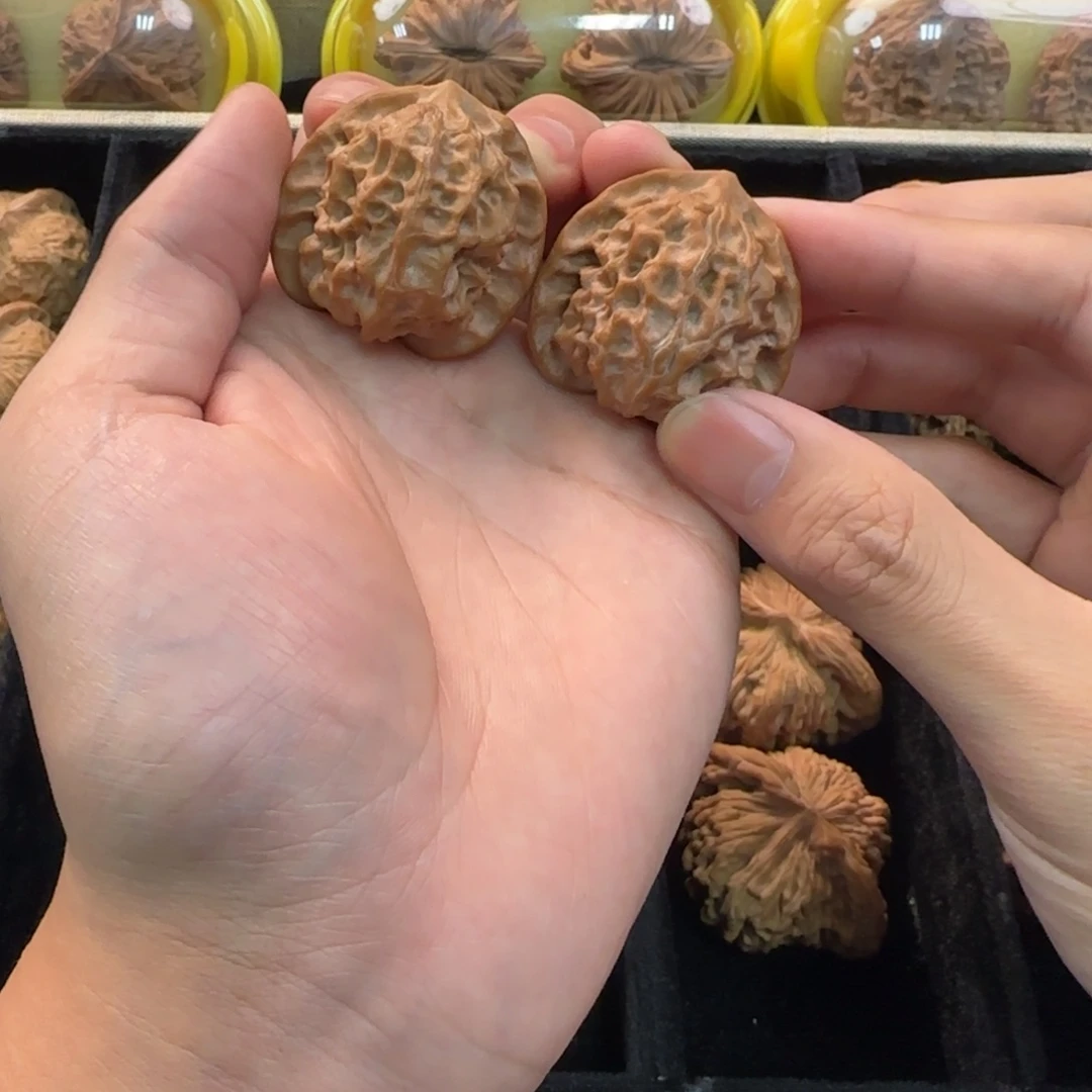 吊坠文玩核桃玲珑37