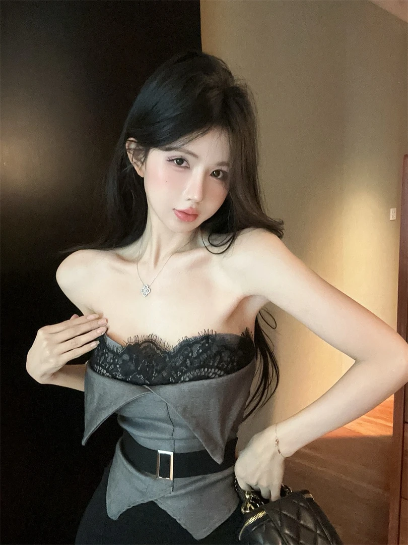 纯欲风蕾丝拼接抹胸背心夏季纯欲辣妹一字肩抹胸小上衣独特+短裙