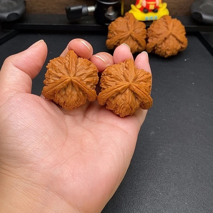 河***司把件文玩核桃白奔