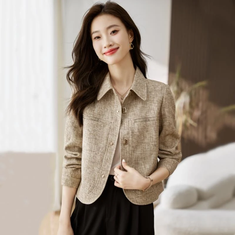 法芬图高端气质小香风外套女春秋2025新款修身显瘦减龄翻领短上衣