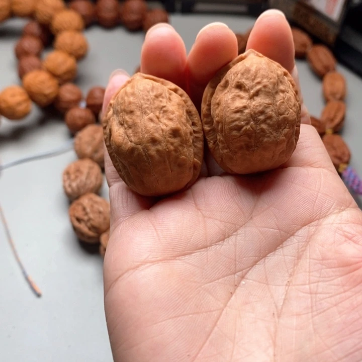 文玩核桃把件文玩核桃蛤蟆背
