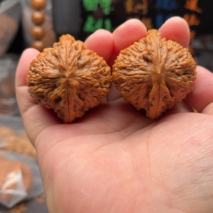 把件文玩核桃粗筋南疆