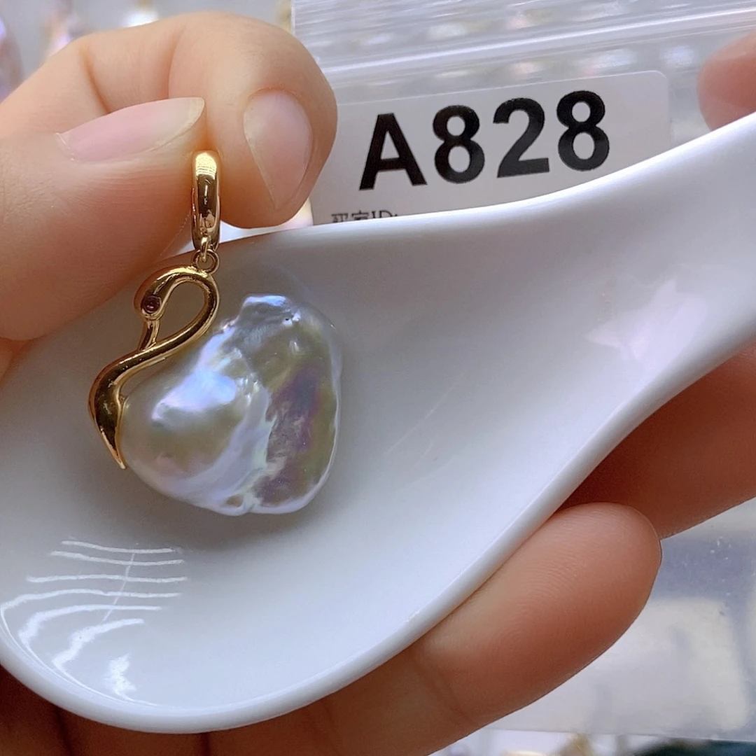 未镶嵌淡水珍珠颈饰舒****?