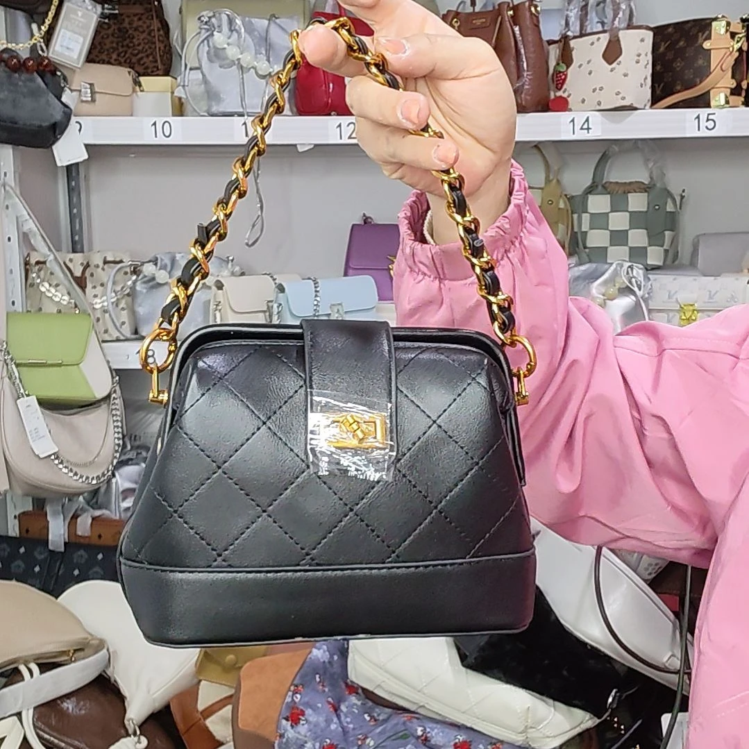 PVC牛津布人造革PU帆布草编牛皮pc超纤皮（革）反绒皮pu