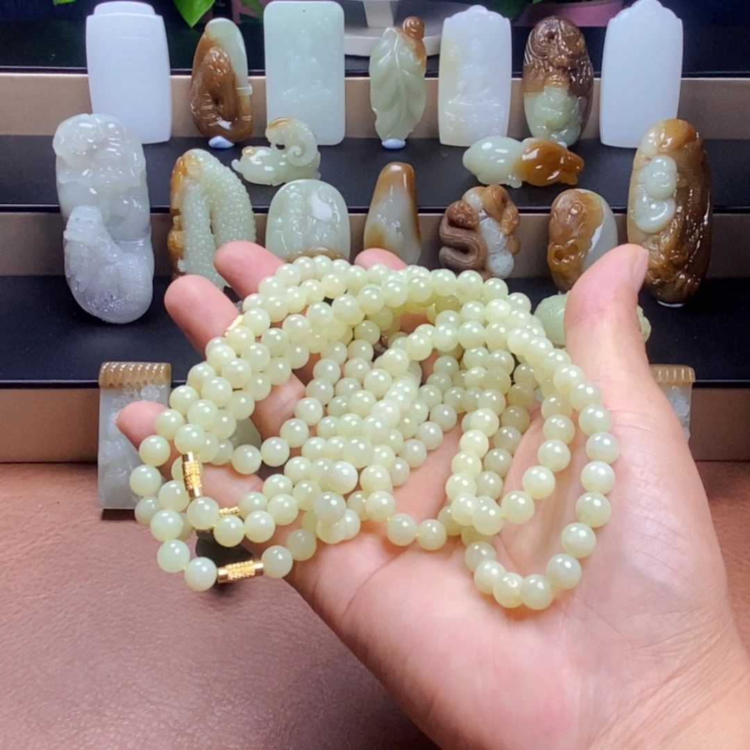 和田玉未镶嵌吊坠(不含链)