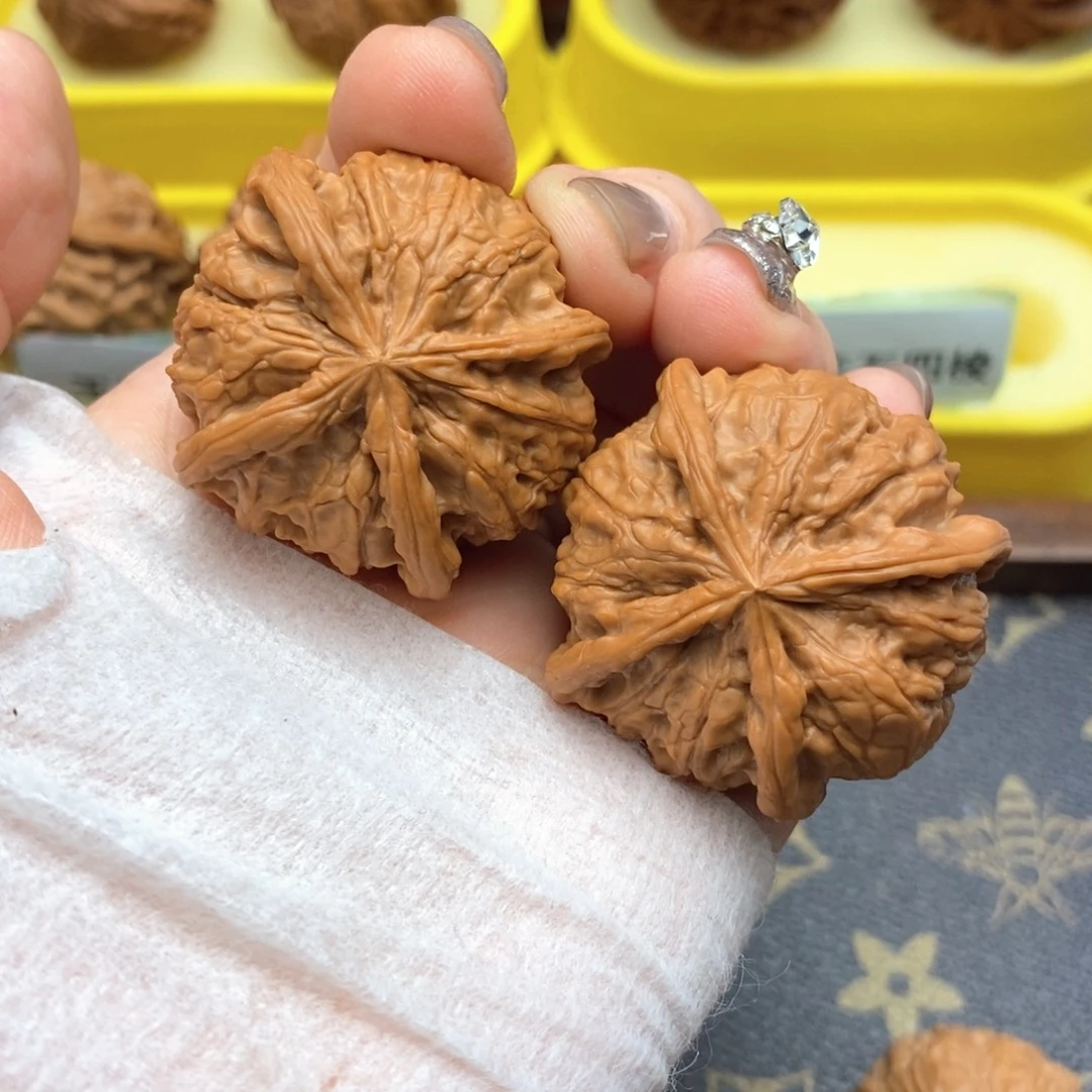 把件文玩核桃312号雨花石四