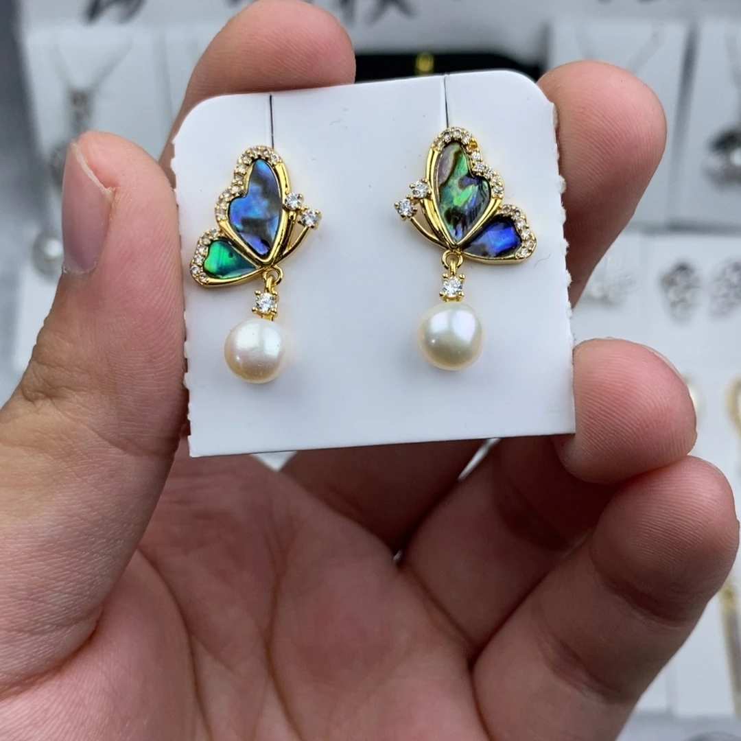 淡水珍珠未镶嵌耳饰