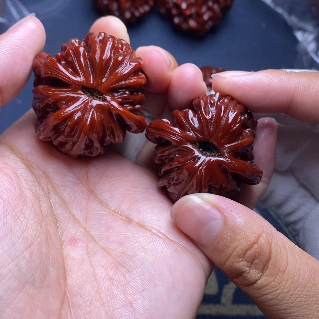 严***璐文玩核桃吊坠四座楼41