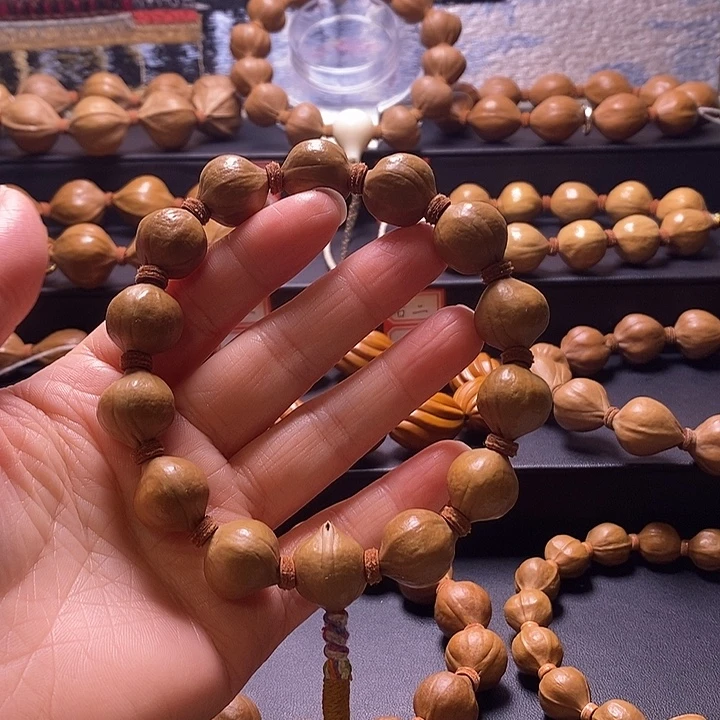 手串橄榄核蜜桃臀15×18