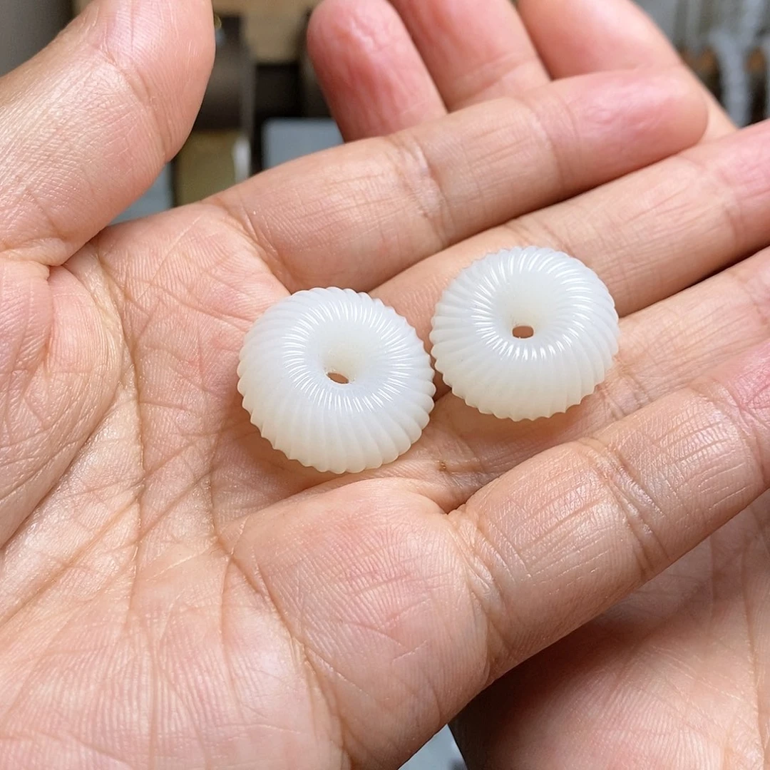 和田玉挂件未镶嵌如**生