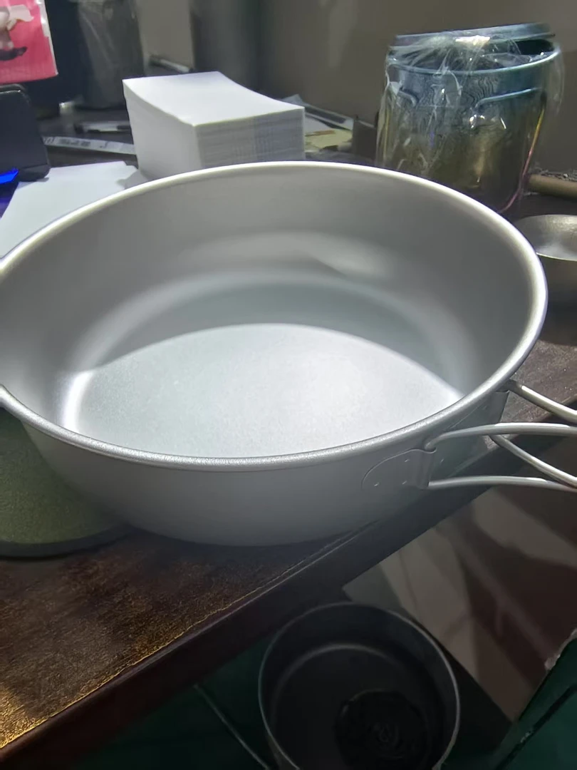 瑕疵1200ml冰花纯钛平底锅