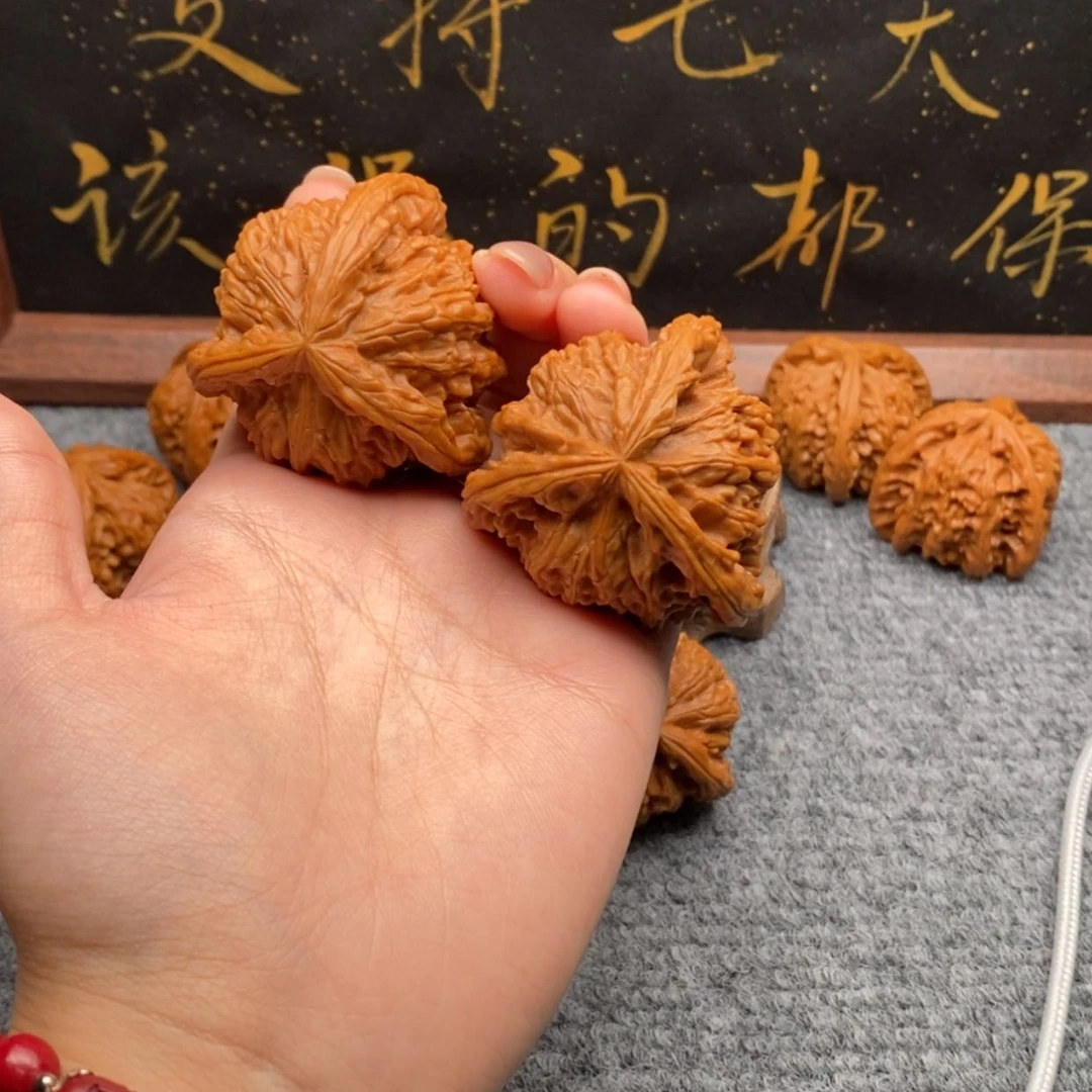 【闪购商品】吊坠文玩核桃小*子