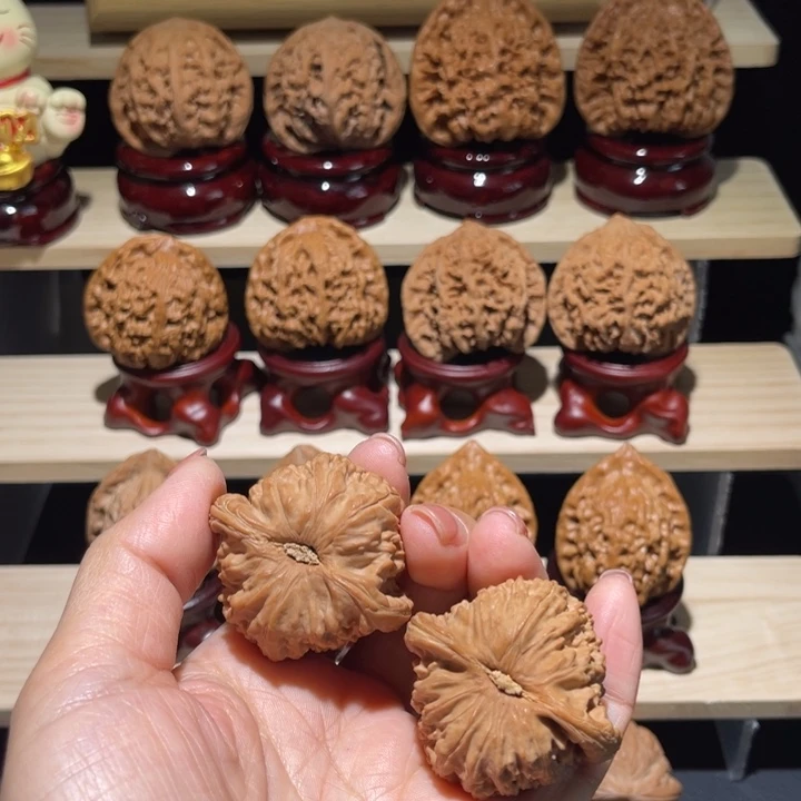 吊坠文玩核桃42白狮子