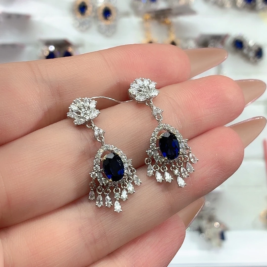 925银培育皇家蓝色宝石