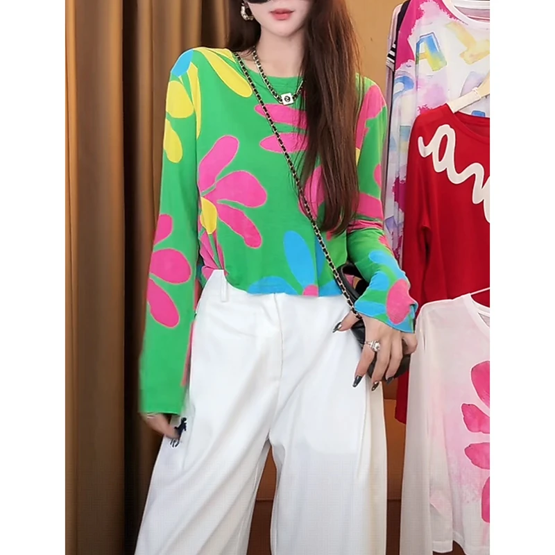 夏季防晒长袖圆领T恤女2025新款度假风涂鸦花朵印花今年流行上衣