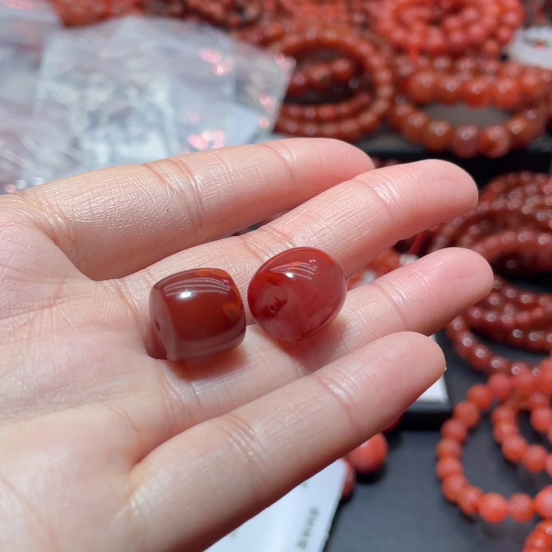 南红玛瑙手链未镶嵌飞***?