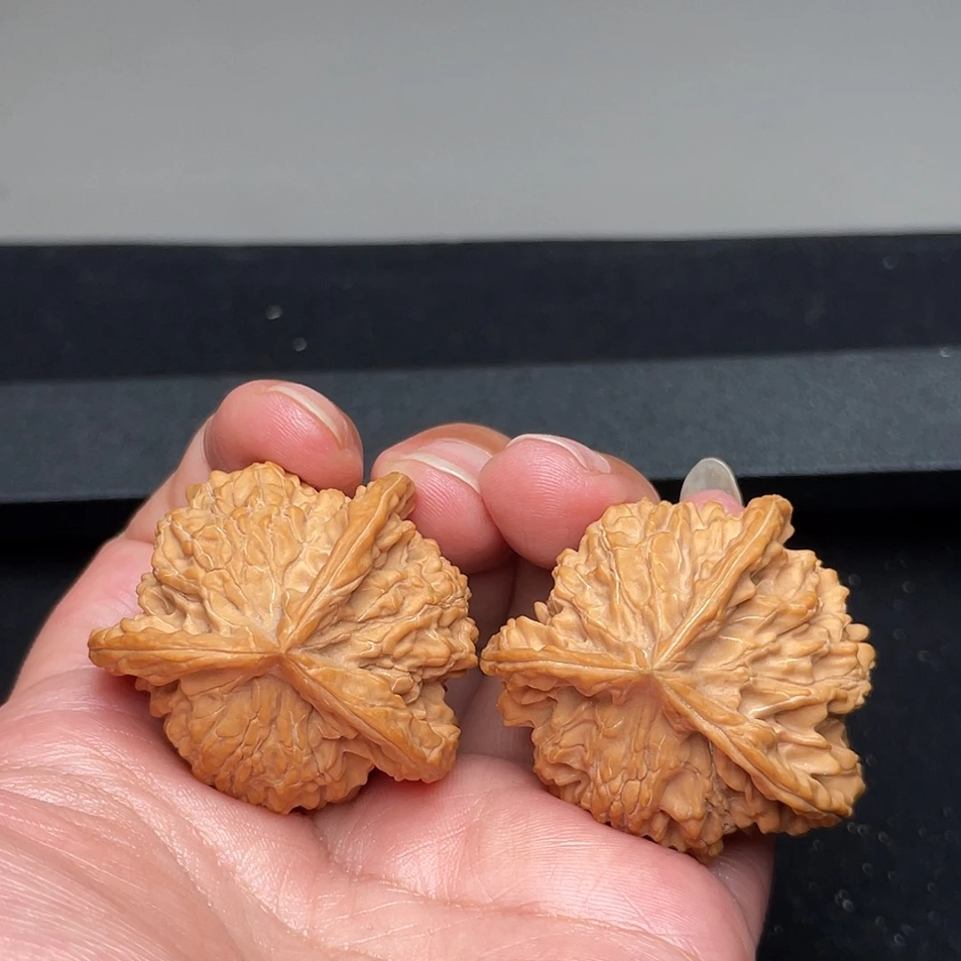 把件猴头核桃37×35盘山三棱XM3345