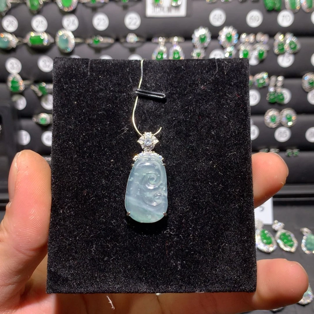 翡翠银S925镶嵌颈饰