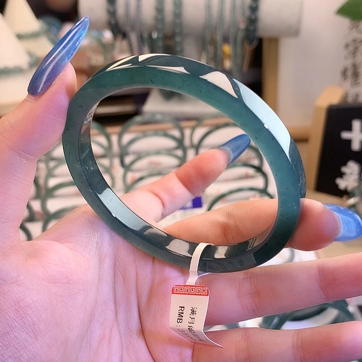 未镶嵌手镯翡翠61