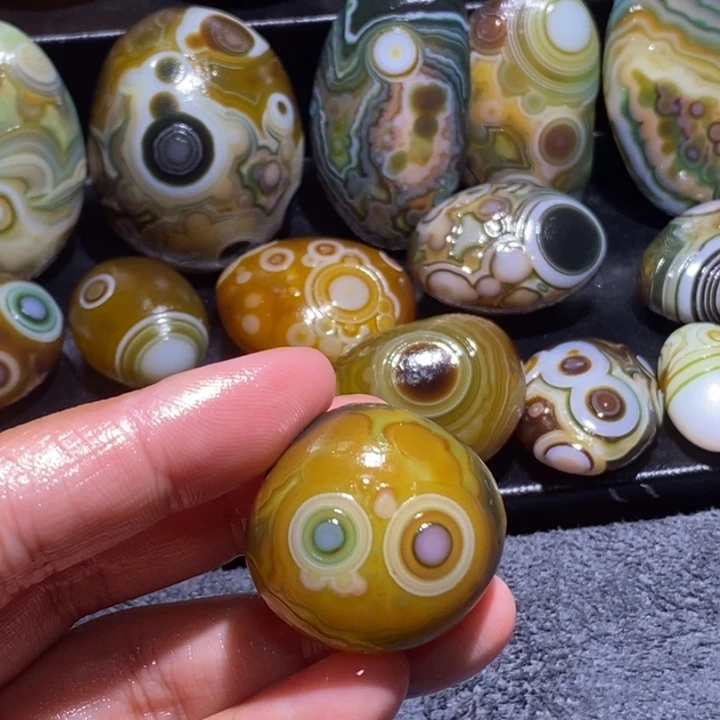 一***景玛瑙/玉髓未镶嵌珠宝奇石