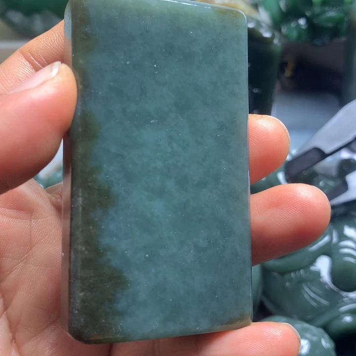 *****和田玉未镶嵌颈饰