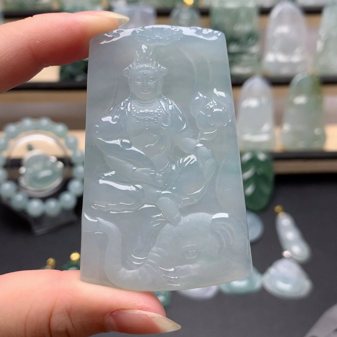 翡翠未镶嵌颈饰不****名普贤