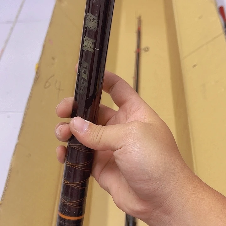炳***4中古鱼竿 一物一拍 微瑕 看好下单