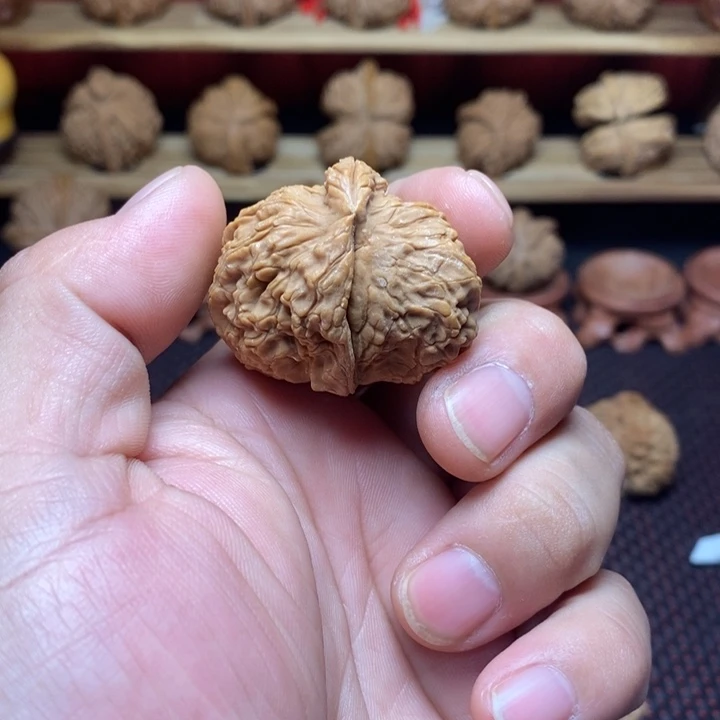 郭***开文玩核桃把件文玩