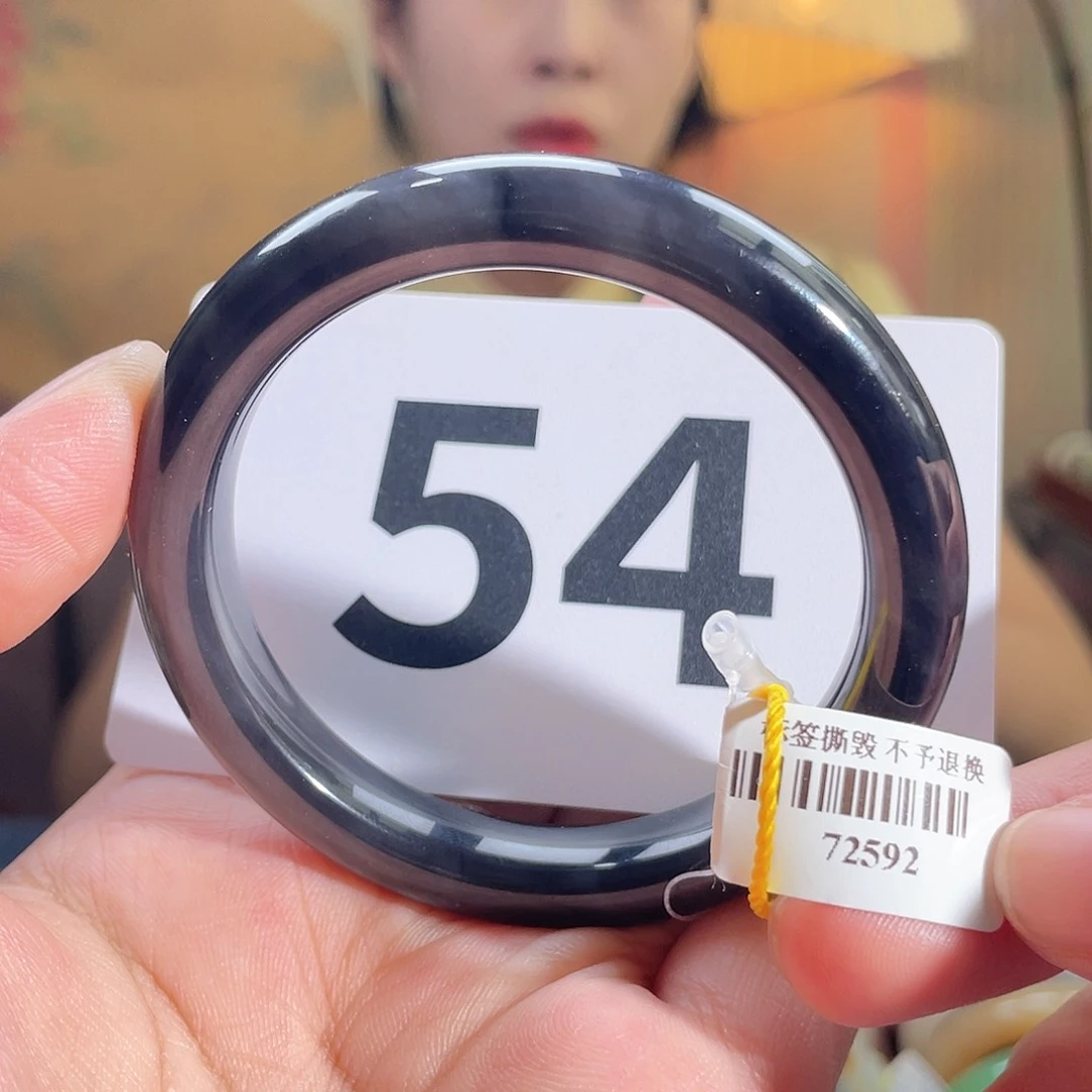 和田玉手镯未镶嵌微瑕