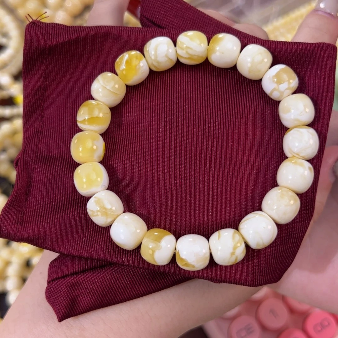 琥珀未镶嵌手串金瓷白溶洞妖10.6m