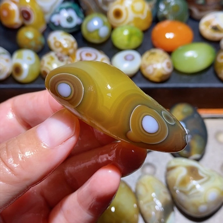 未镶嵌玛瑙/玉髓珠宝半成品62