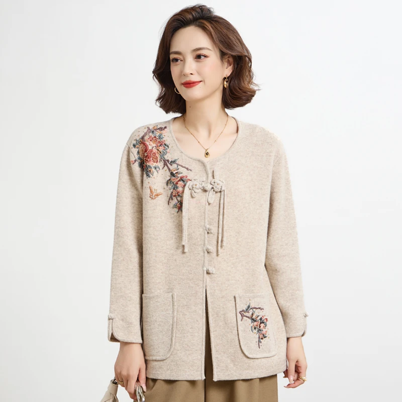 亿喜绣新中式国风大码纯手工刺绣盘扣妈妈装100%纯羊毛衫18311