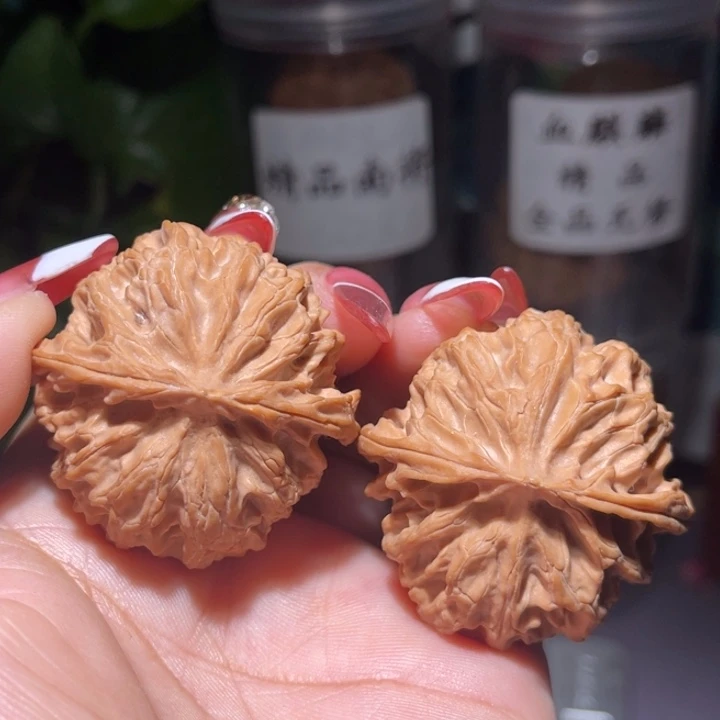 文玩核桃吊坠            41.8