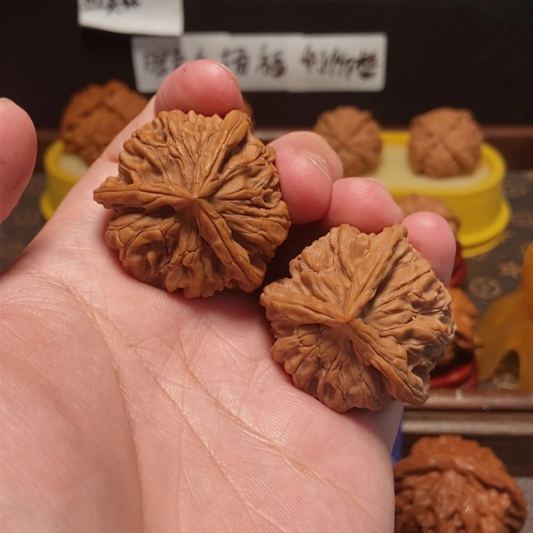 吊坠文玩核桃李**?花王