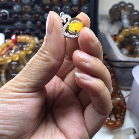 玛瑙/玉髓手链未镶嵌沙*