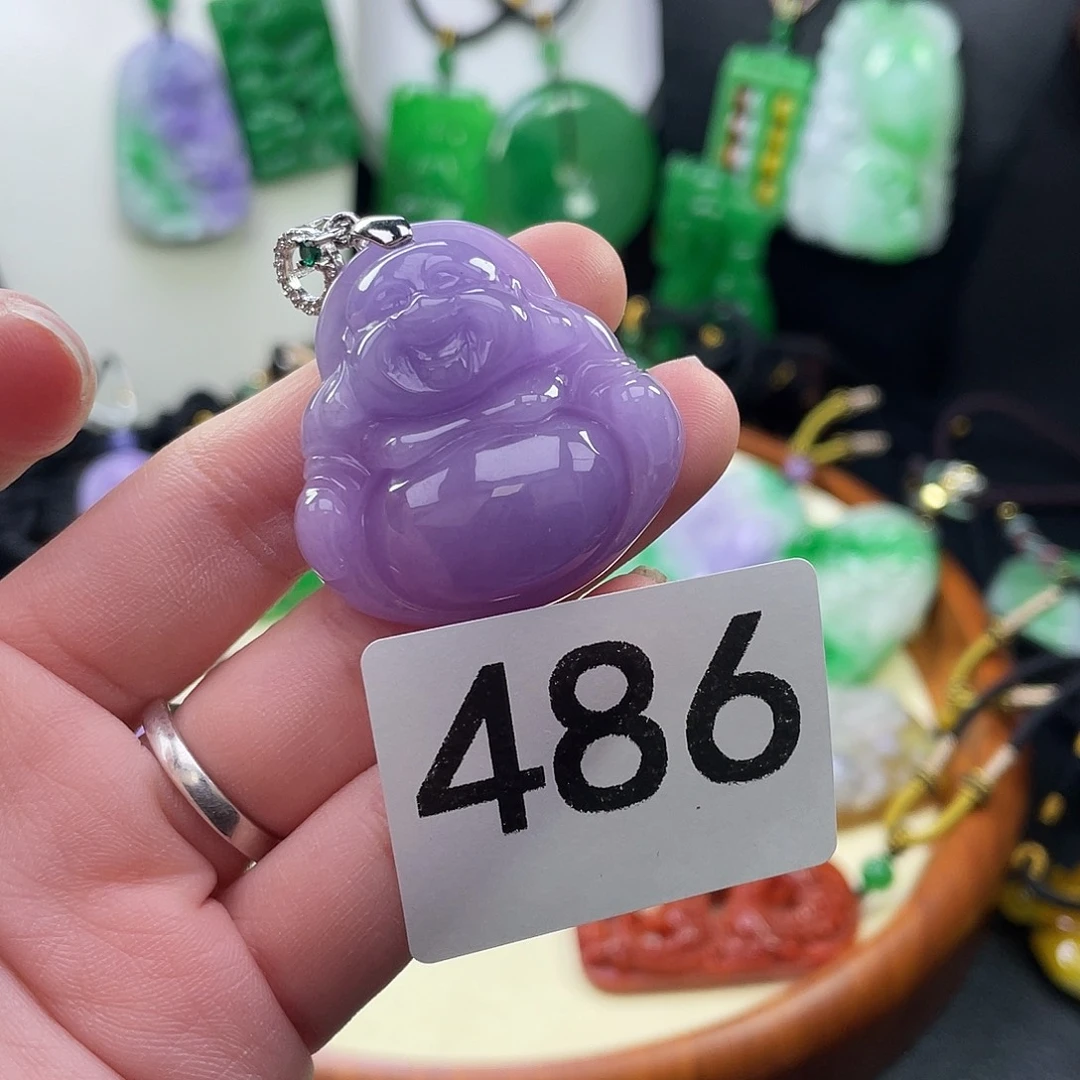 翡翠未镶嵌吊坠(赠链)