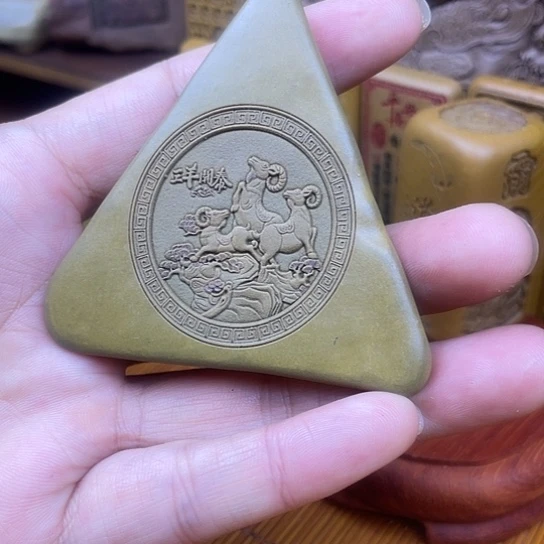新疆戈壁石东北松花石