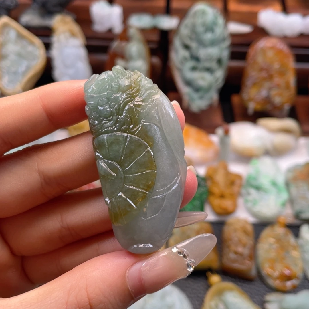 定制翡翠未镶嵌翡翠